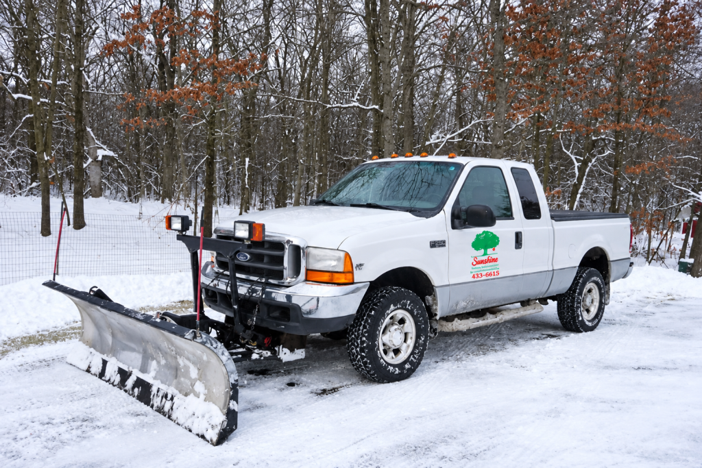 Sunshine Maintenance:  Winnipeg snow clearing contractor